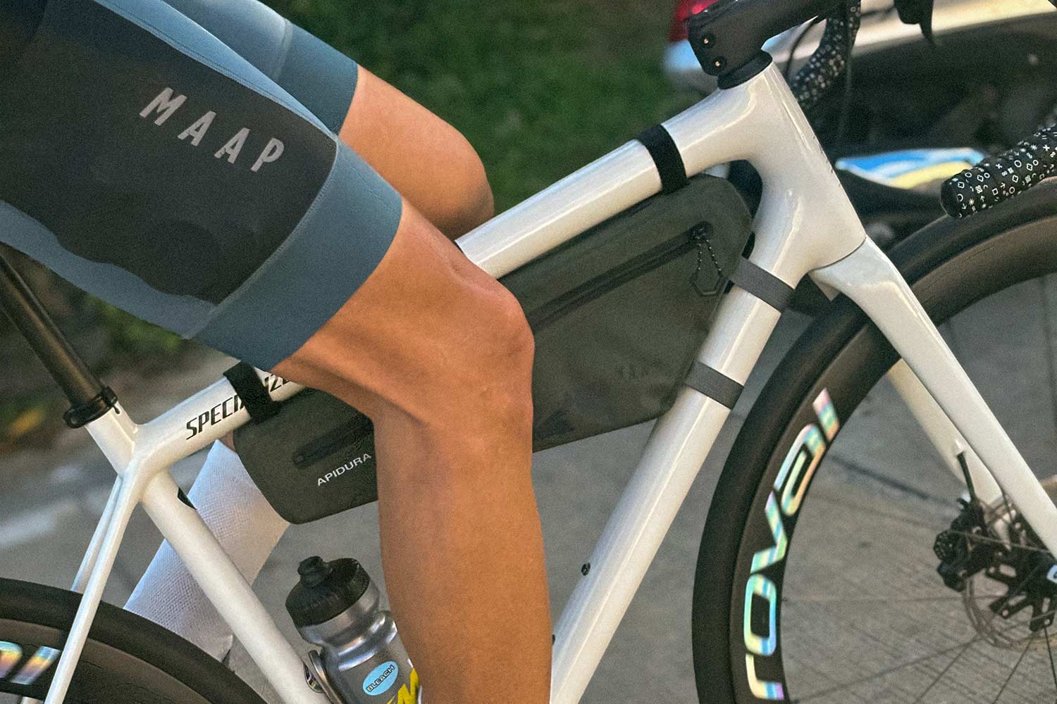 MAAP x APIDURA Alt Road Frame Pack - 4L Loam